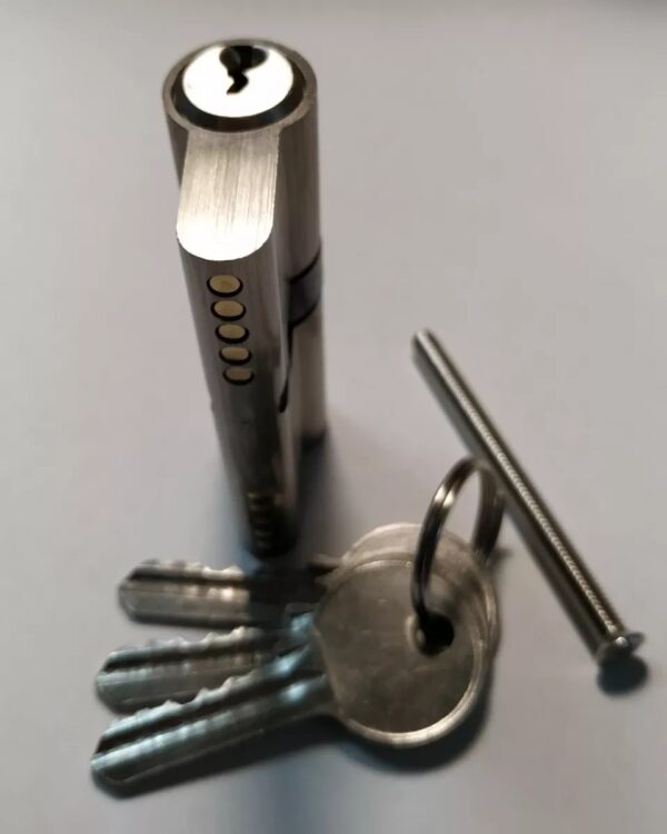 Cilindro Europerfil 80mm Simetrico 40/40 Leva 3 Llaves Yale - Image 4