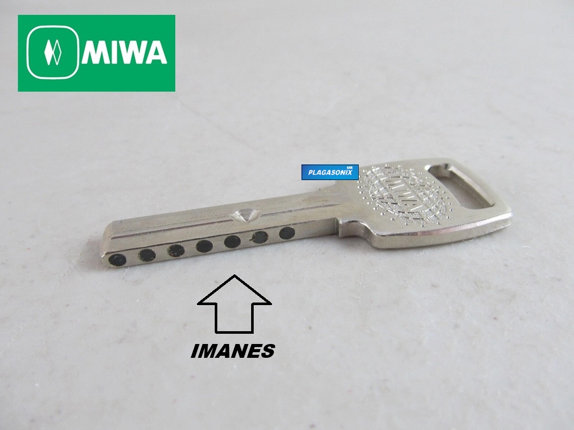 CERROJO TIPO AMERICANO POMO CON PERILLA Y 2 LLAVES MAGNETICAS MIWA 1-D - Image 6